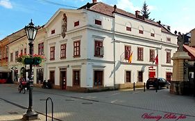 Carlone House