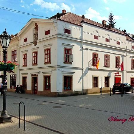 Apartament Carlone House Eger Zewnętrze zdjęcie